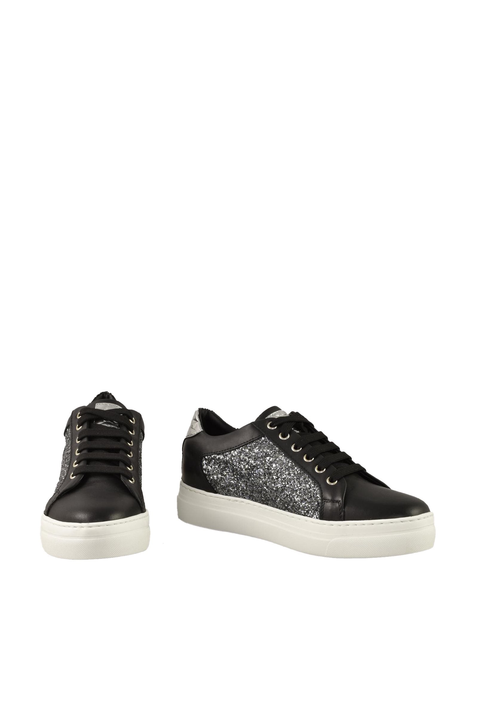TWELVE STYLE DIVISION - SHOES