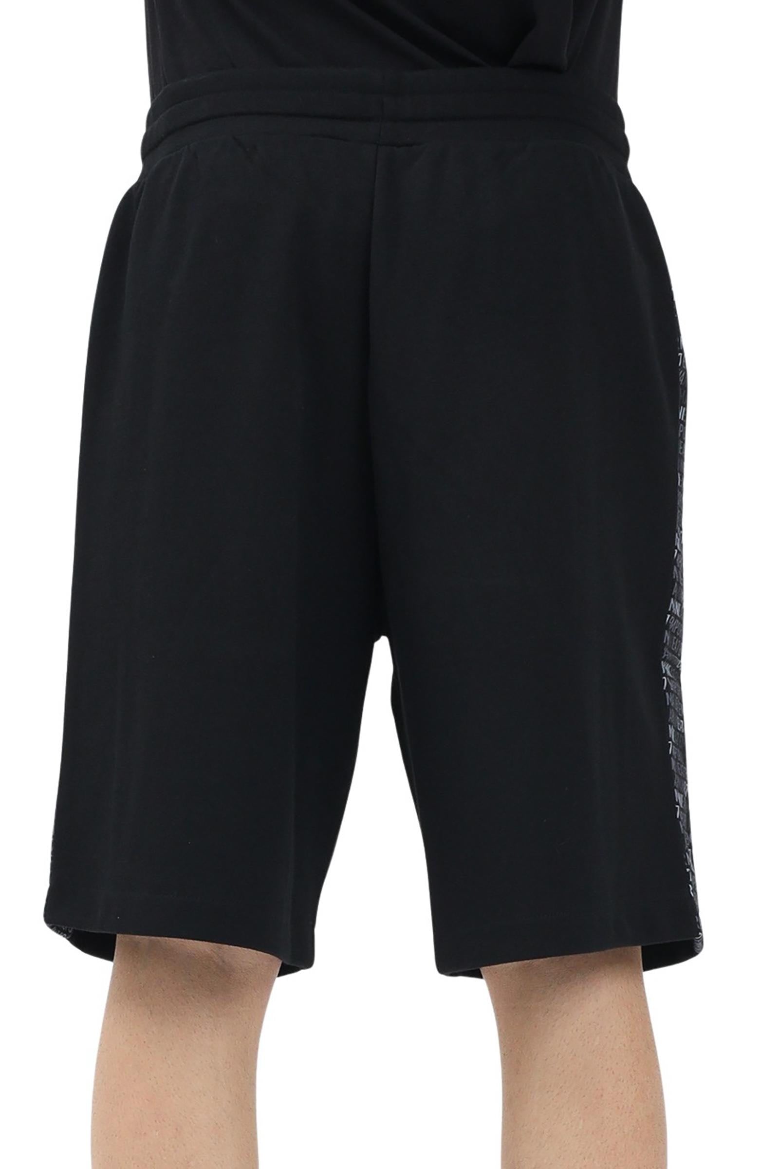 EA7 EMPORIO ARMANI - SHORTS