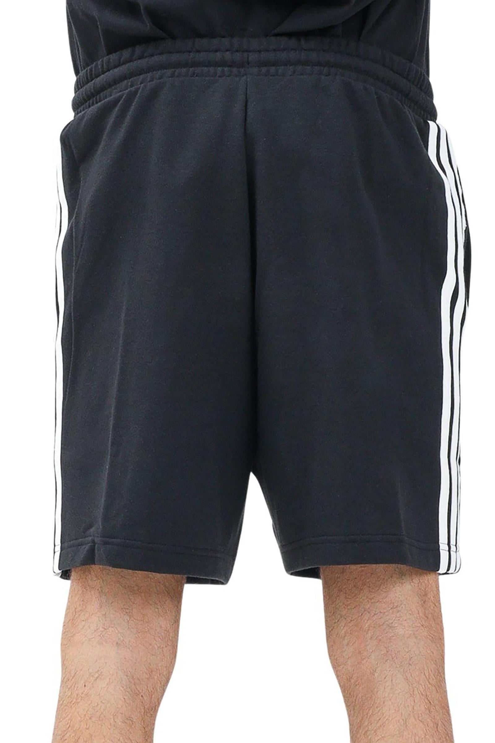 ADIDAS - SHORTS