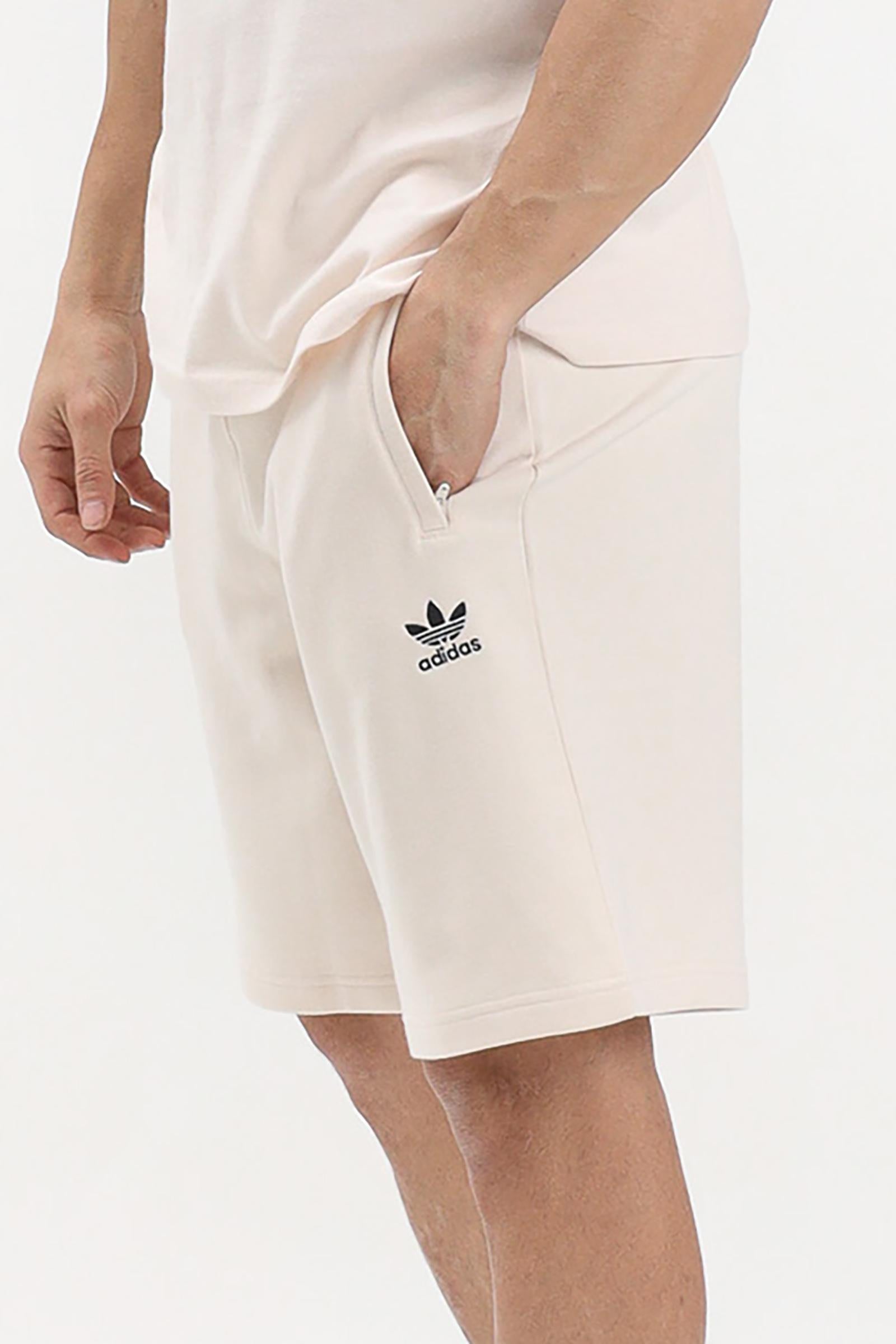 ADIDAS - SHORTS