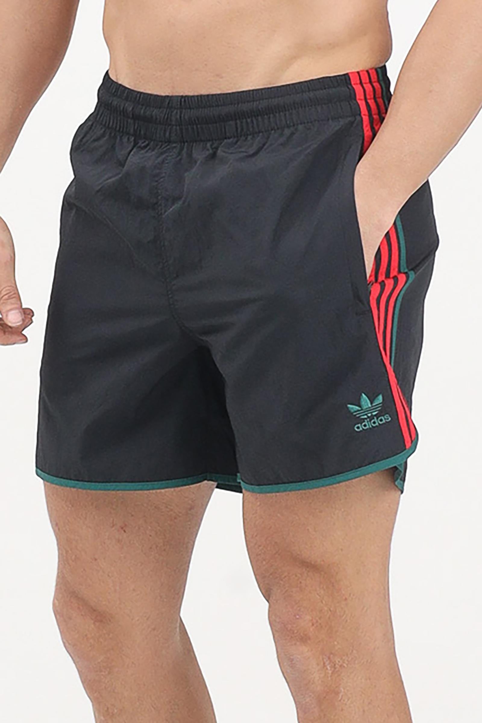 ADIDAS - SHORTS