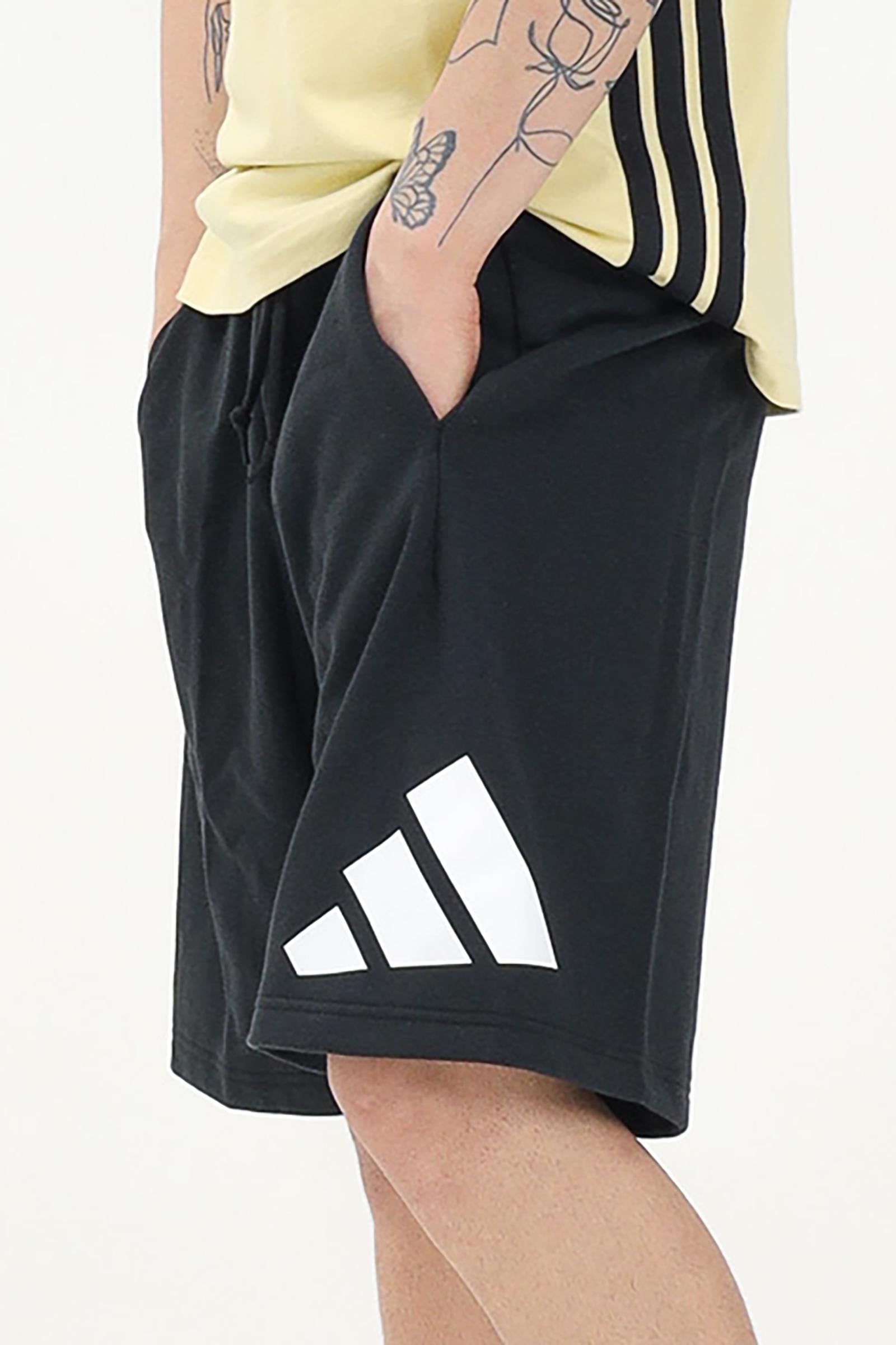 ADIDAS - SHORTS