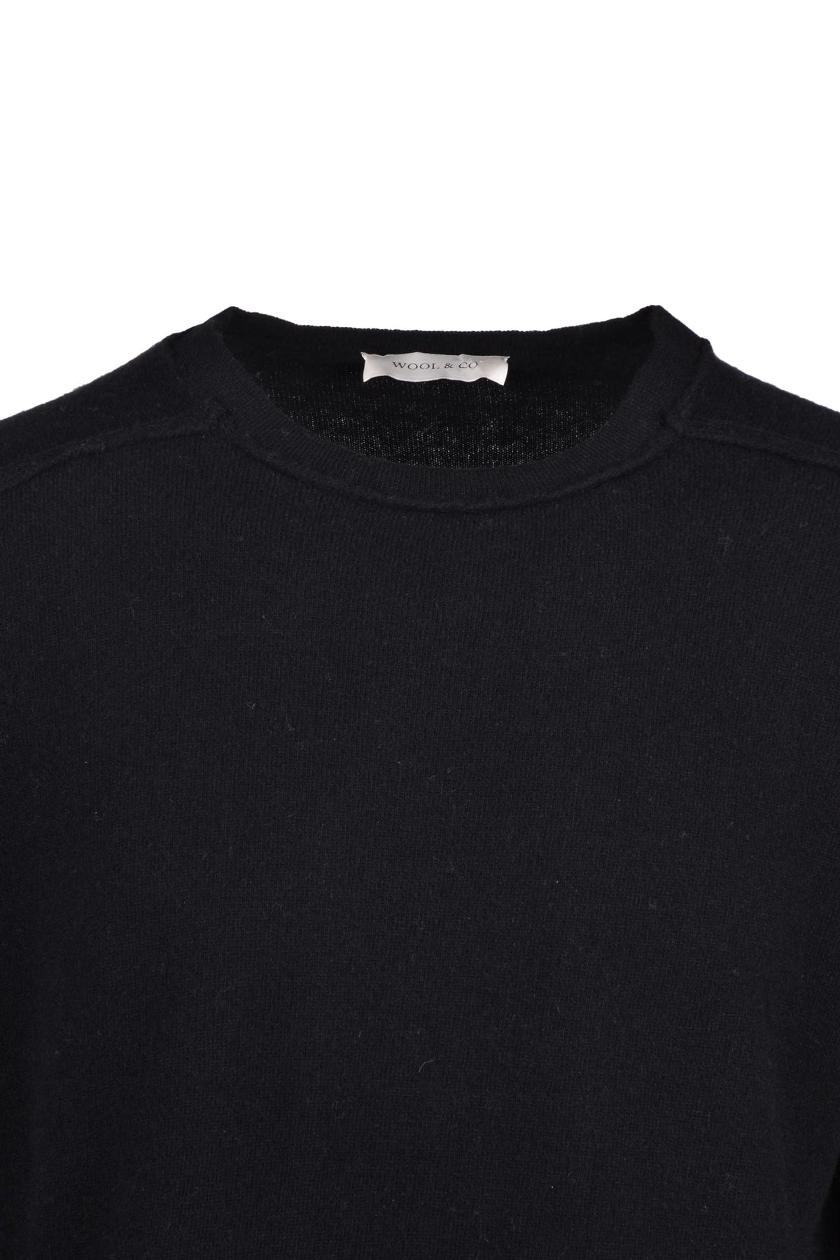 WOOL & CO - KNITWEAR AND SWEATSHIRTS