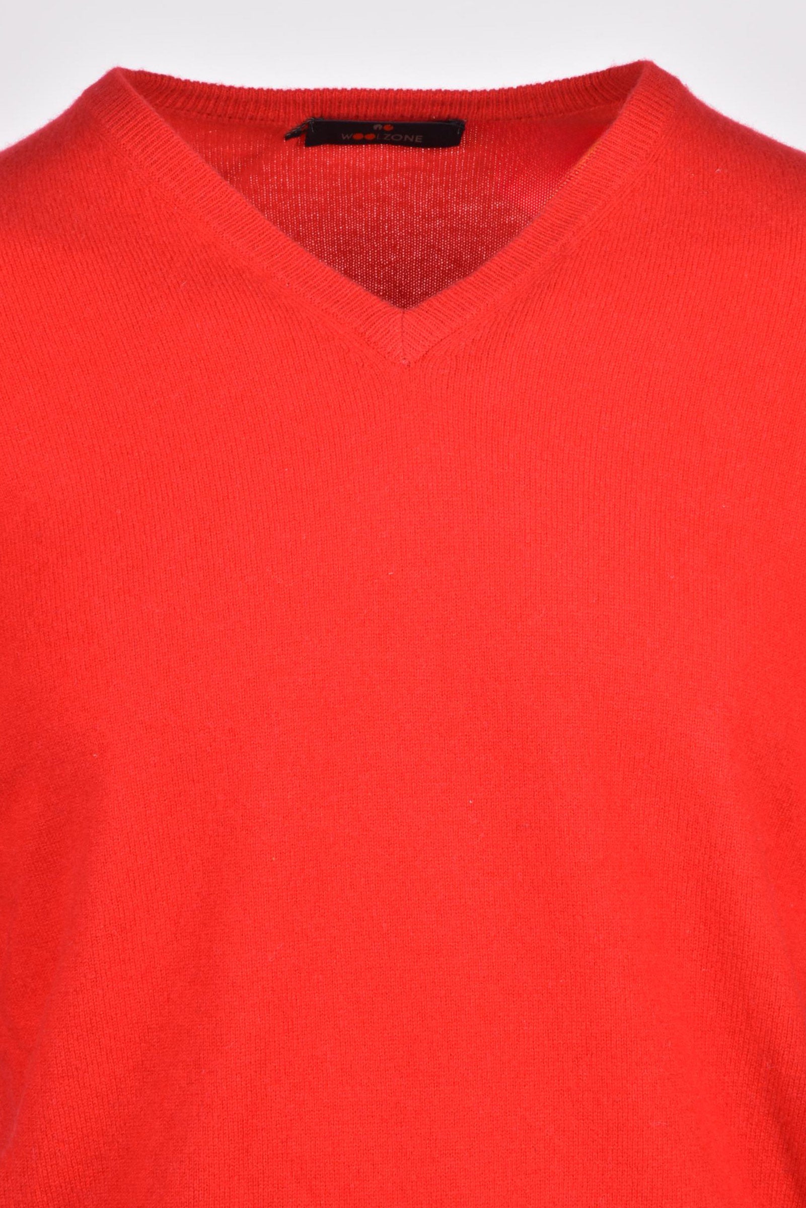 WOOLZONE - KNITWEAR AND SWEATSHIRTS
