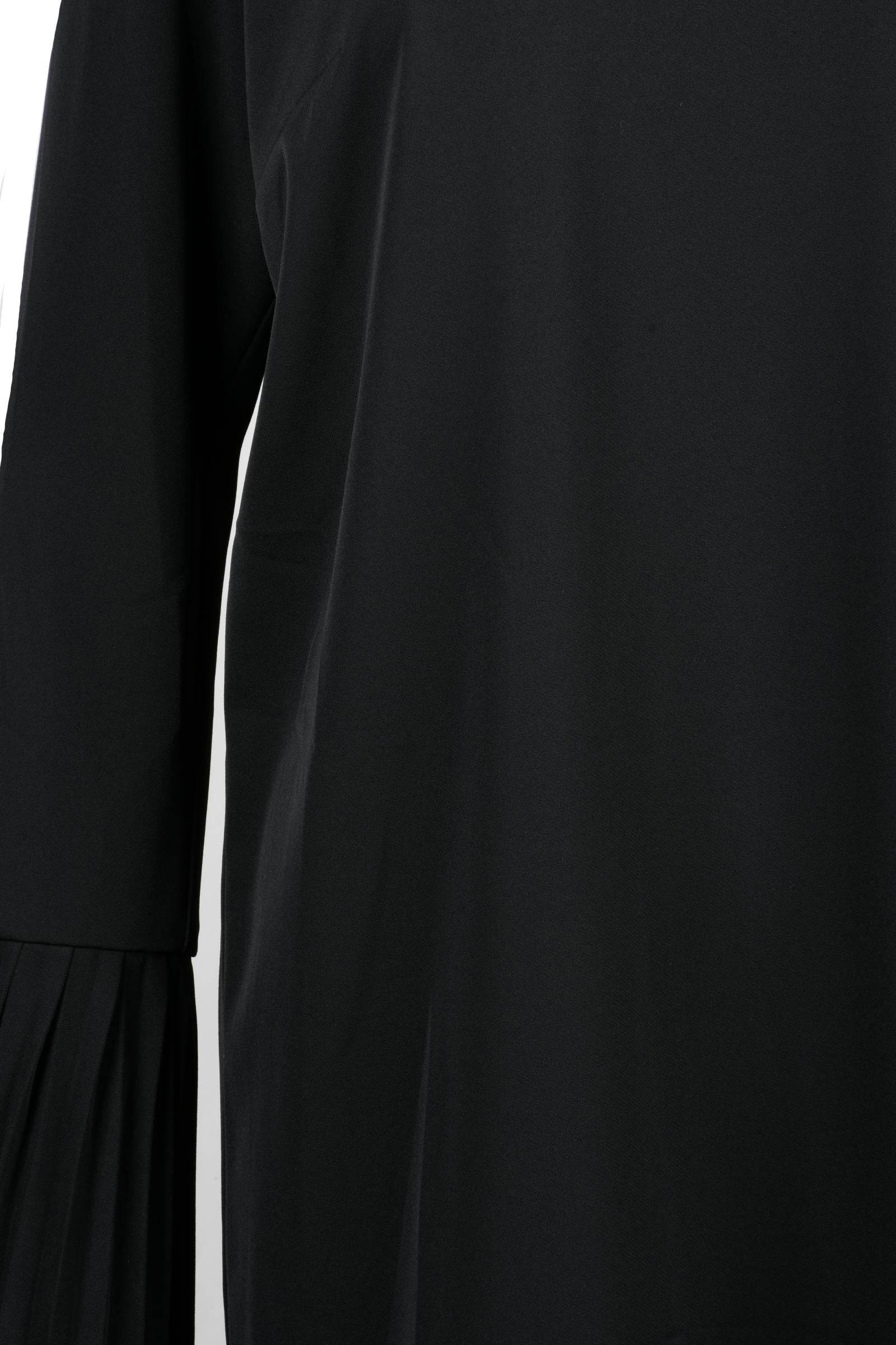 DEPARTMENT 5 - DRESS