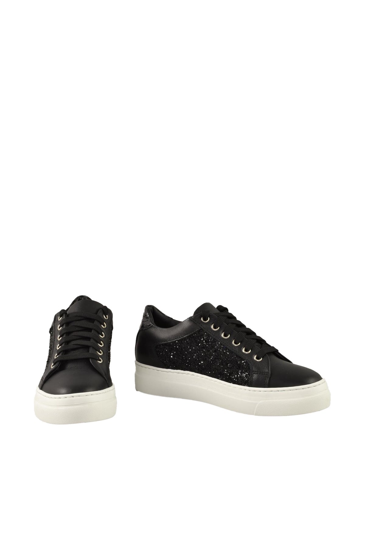 TWELVE STYLE DIVISION - SHOES