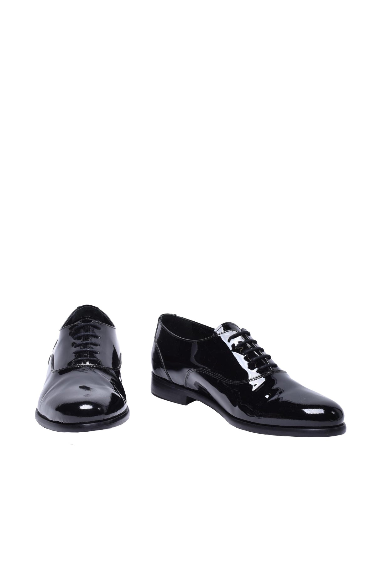 UNCONVENTIONAL ROYAL - SHOES