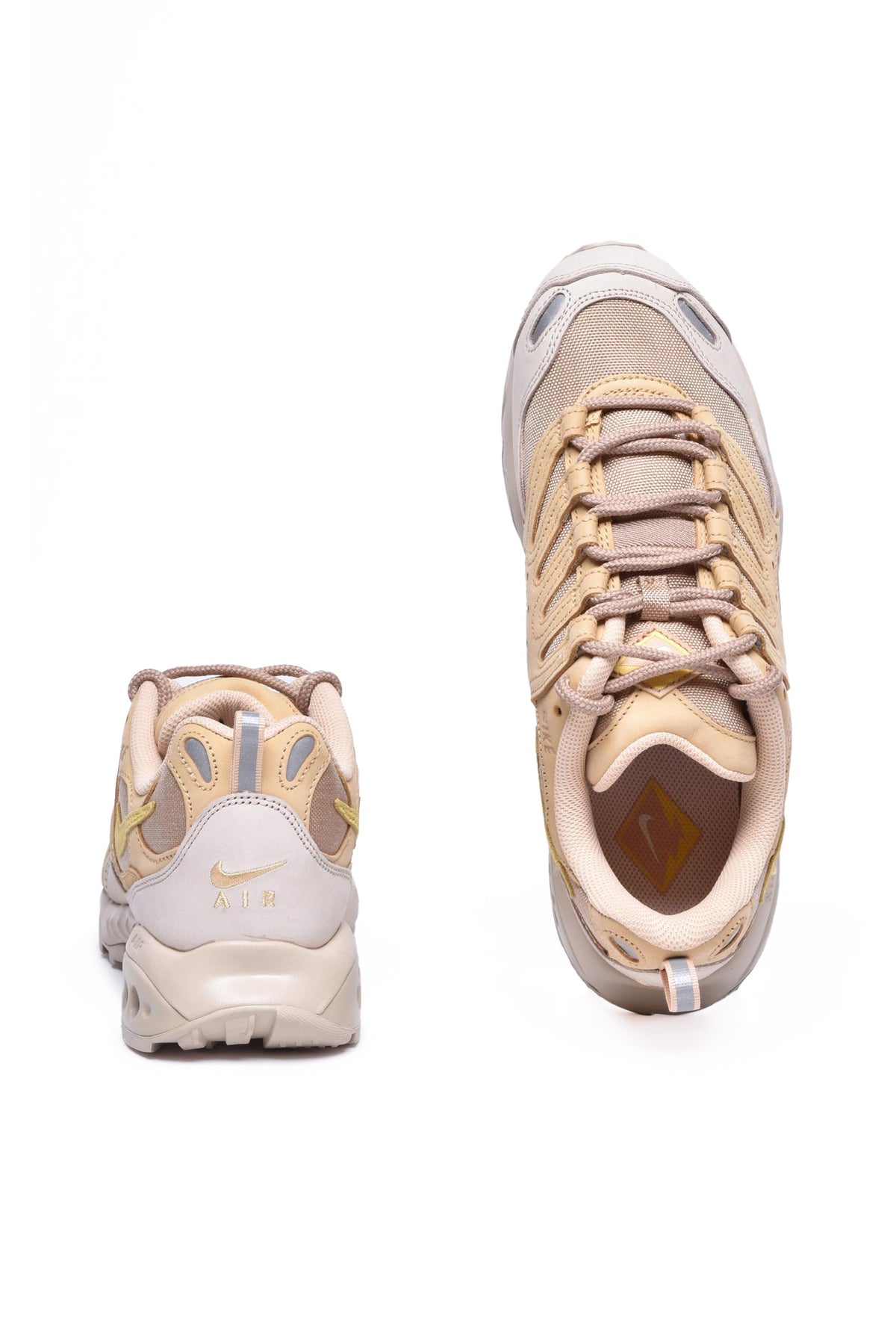NIKE - SHOES