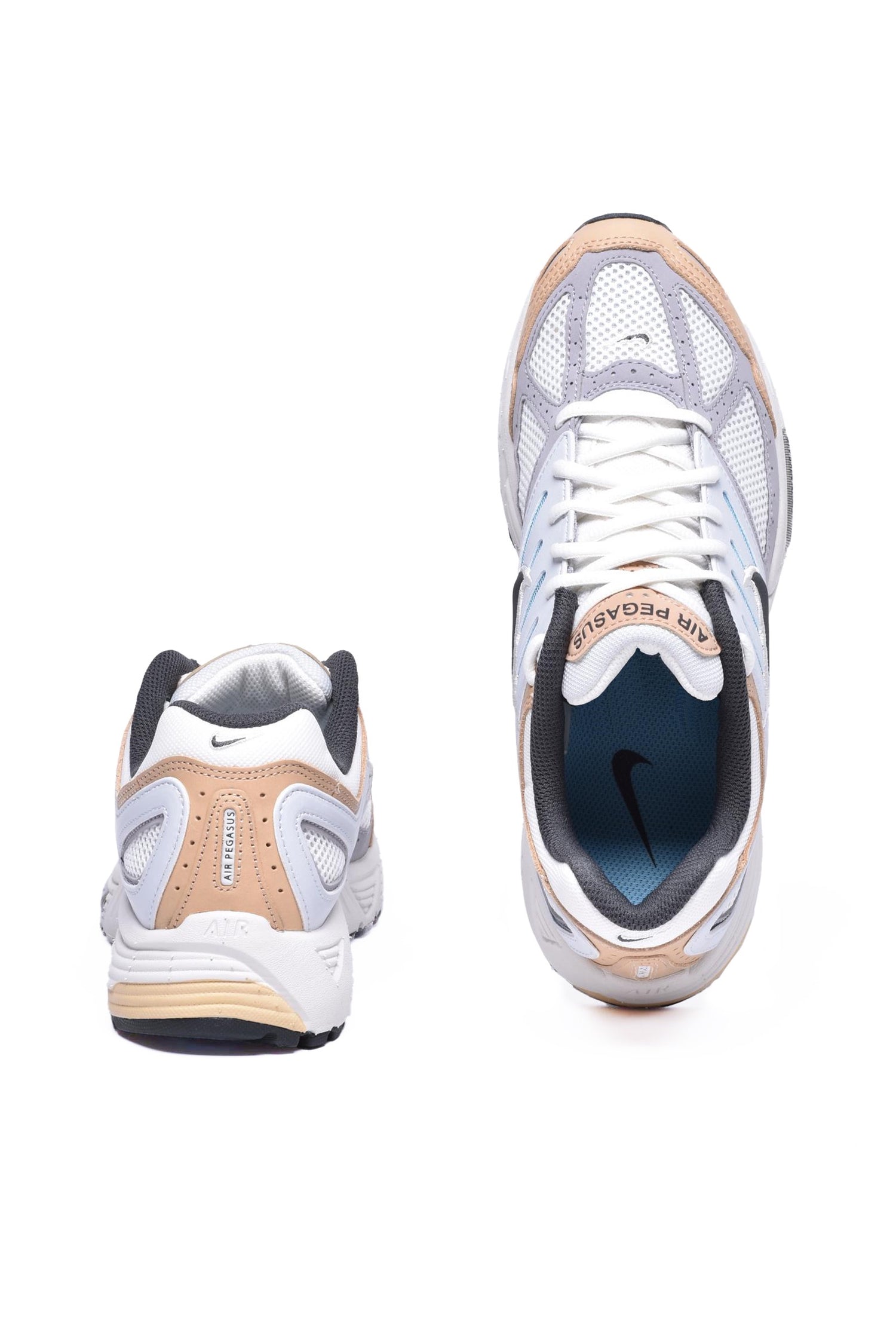 NIKE - SHOES
