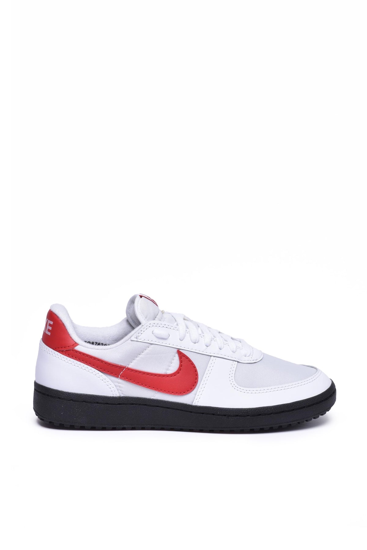 NIKE - SHOES