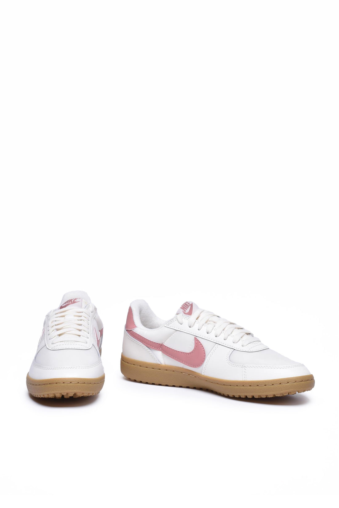 NIKE - SHOES