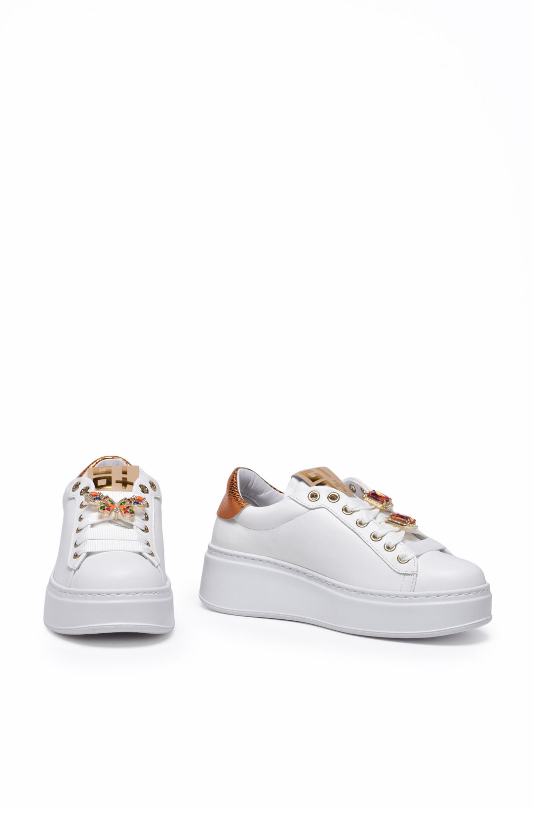 GIO + - SHOES