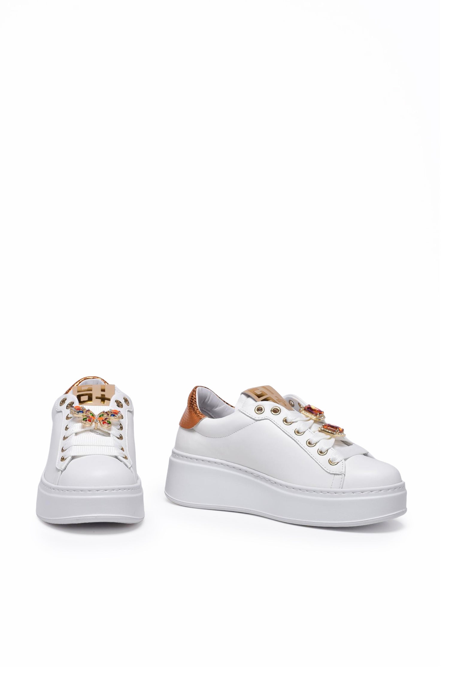 GIO + - SHOES