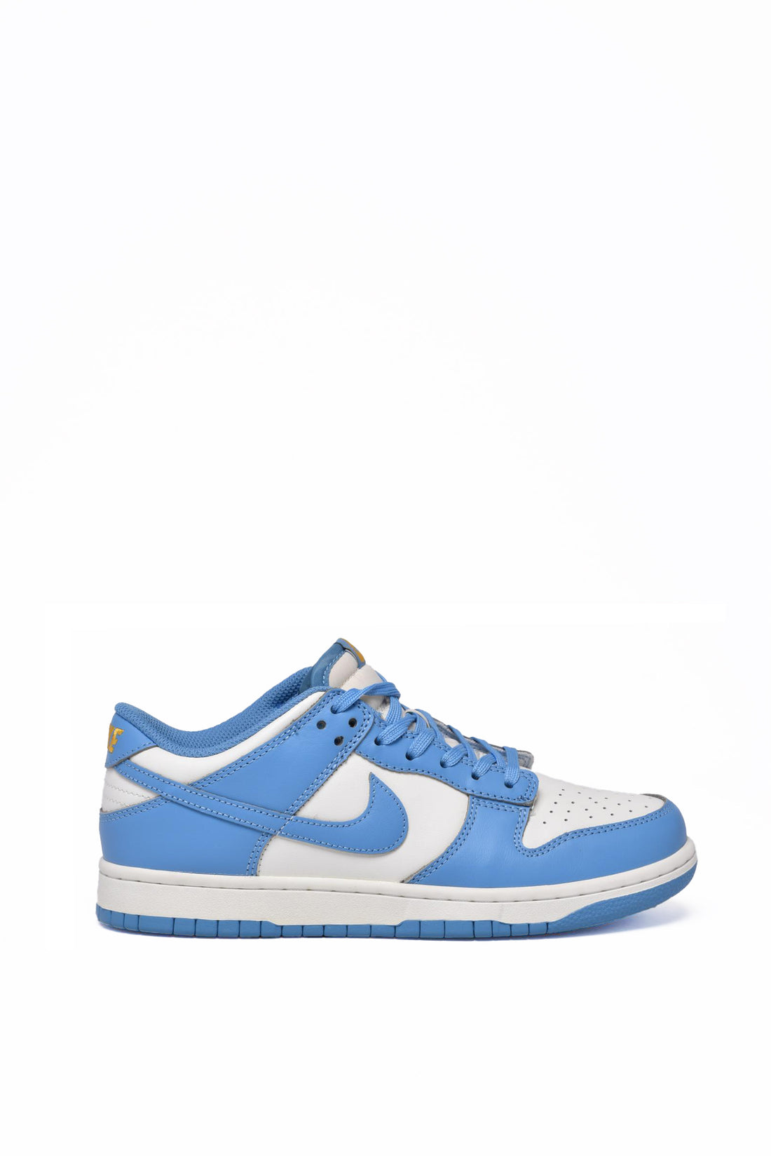 NIKE - SHOES
