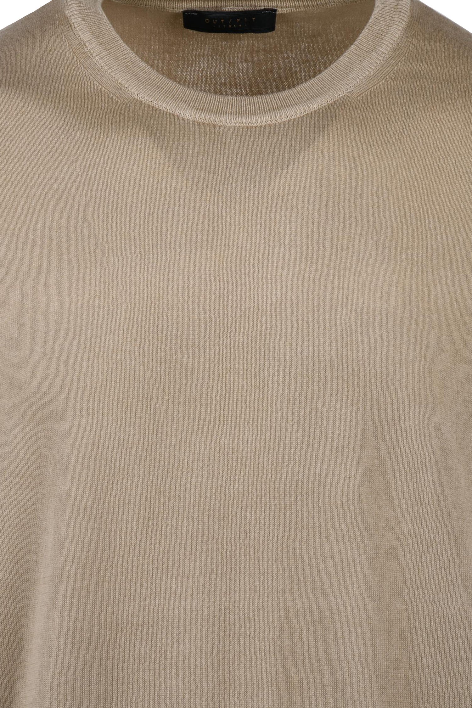 OUT/FIT - KNITWEAR AND SWEATSHIRTS
