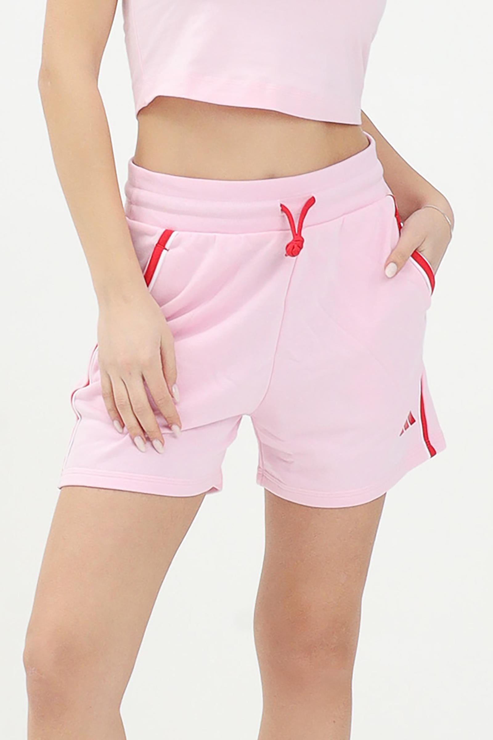 ADIDAS - SHORTS