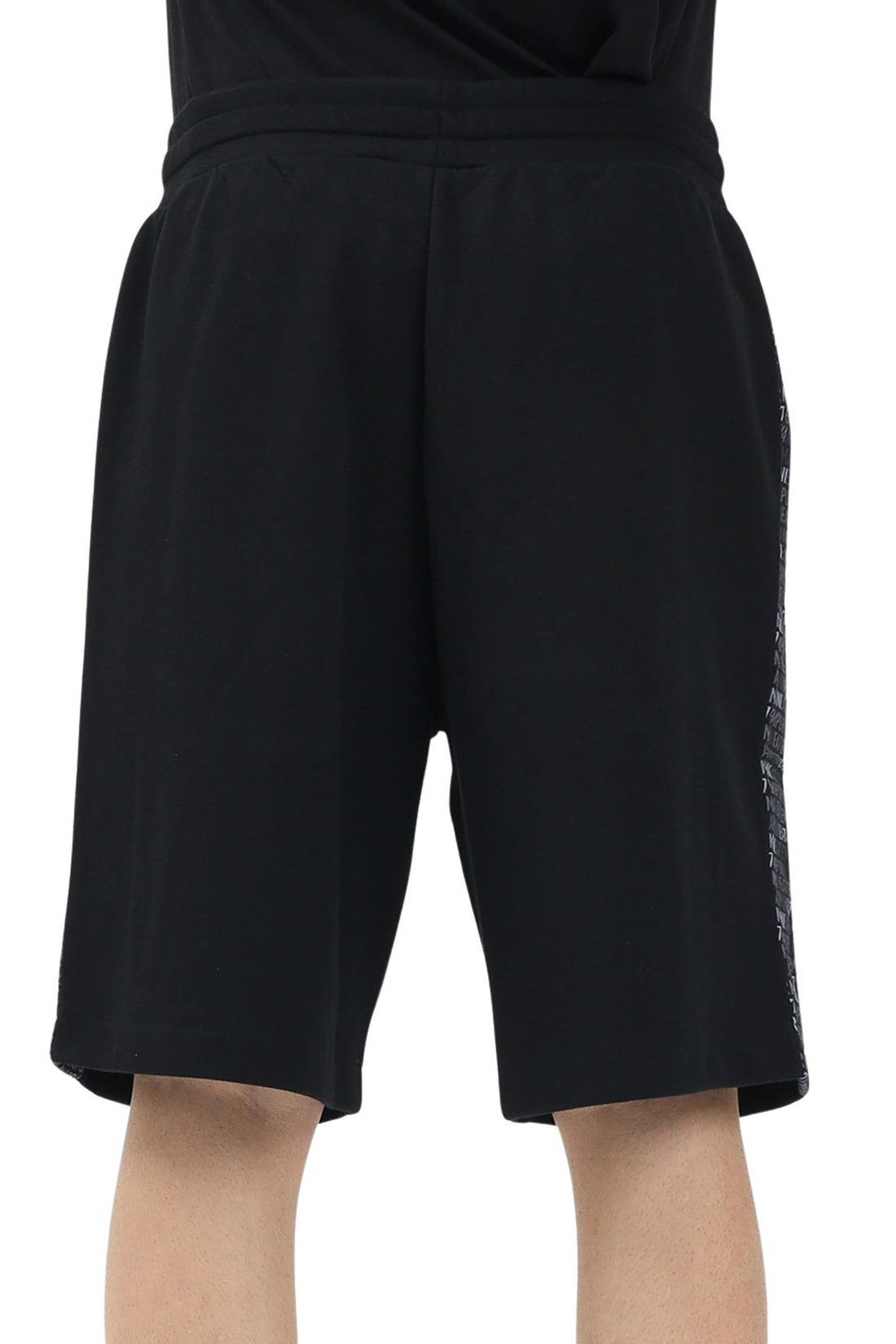 EA7 EMPORIO ARMANI - SHORTS