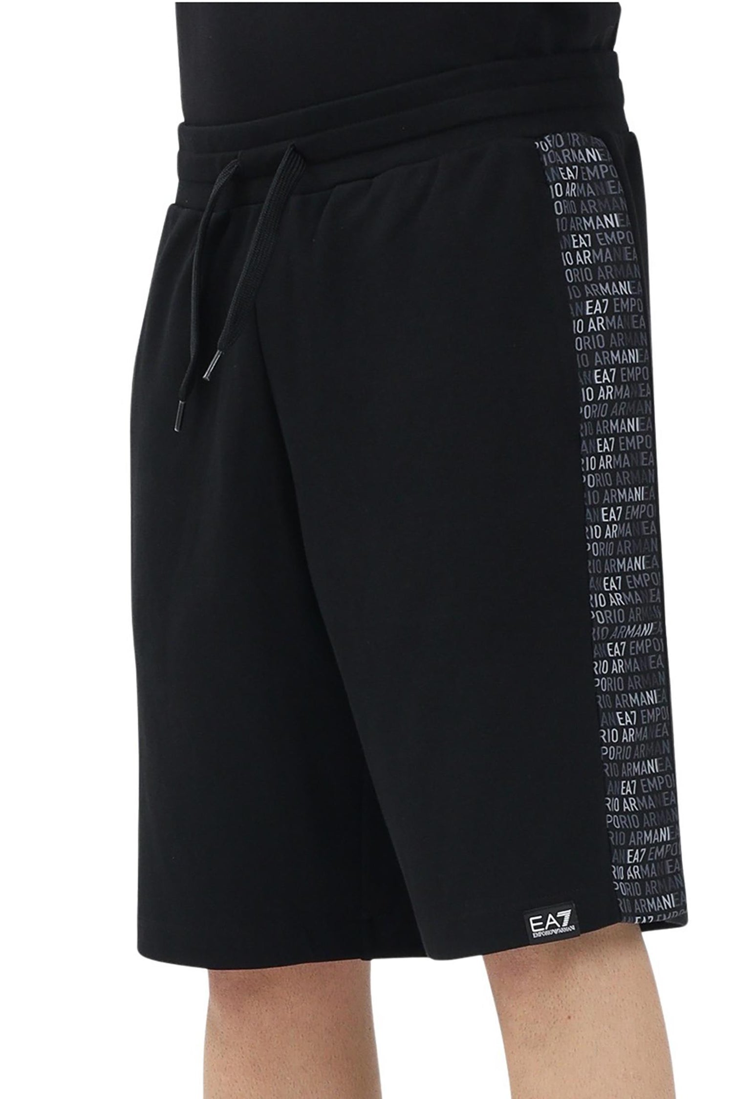EA7 EMPORIO ARMANI - SHORTS