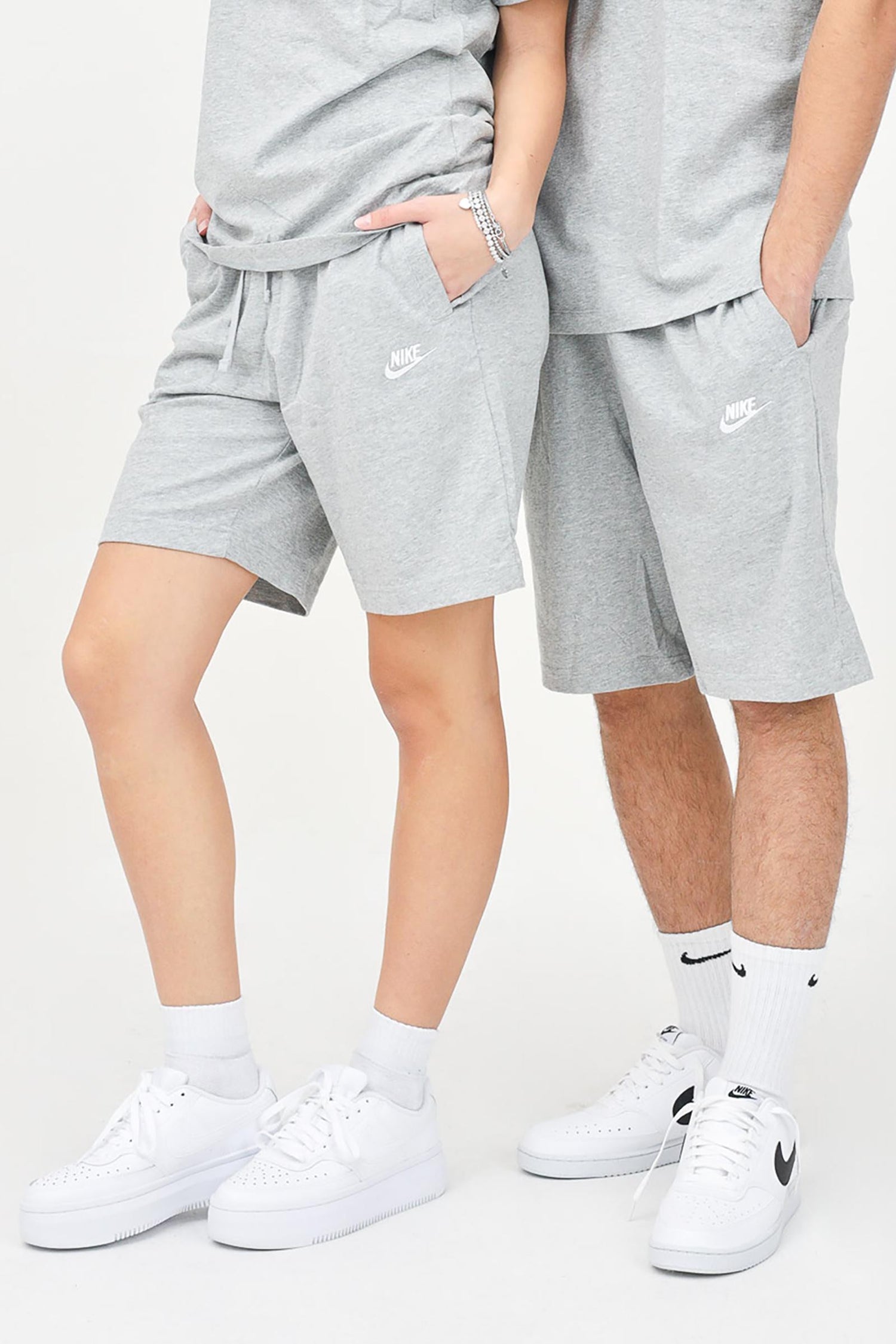NIKE - SHORTS