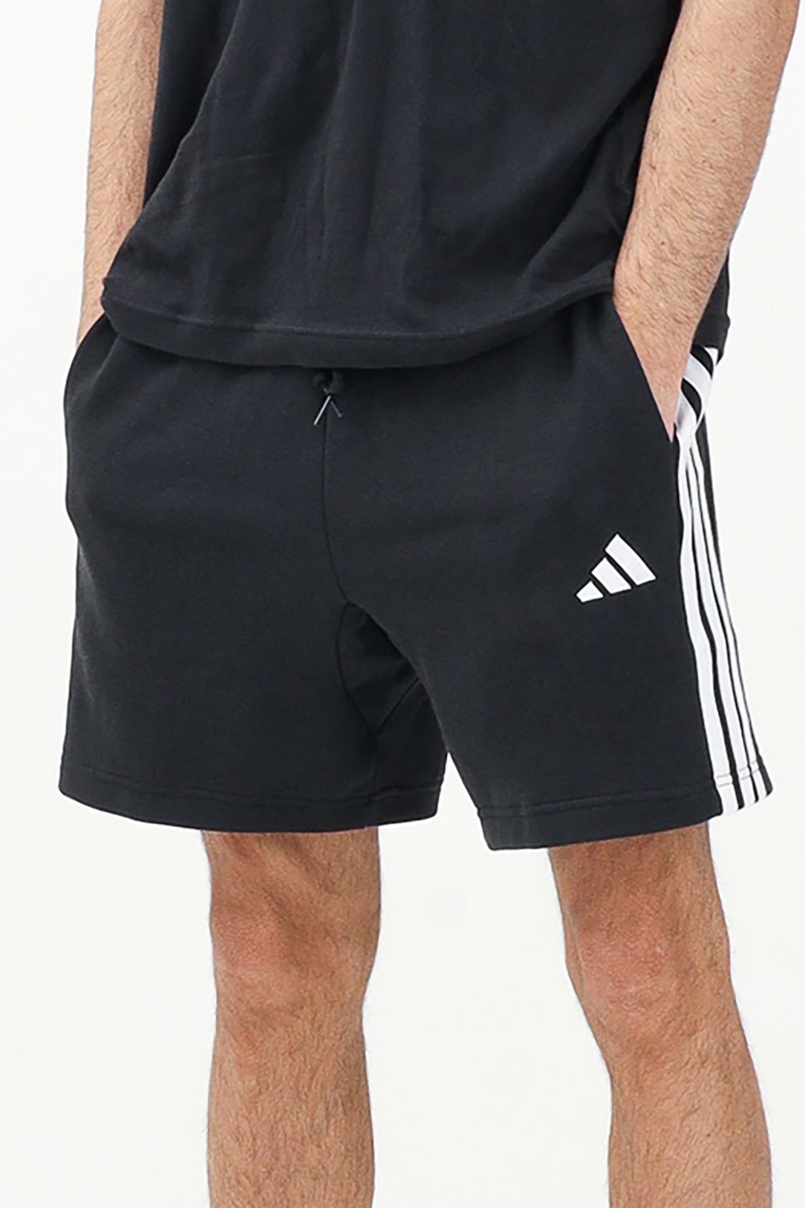 ADIDAS - SHORTS
