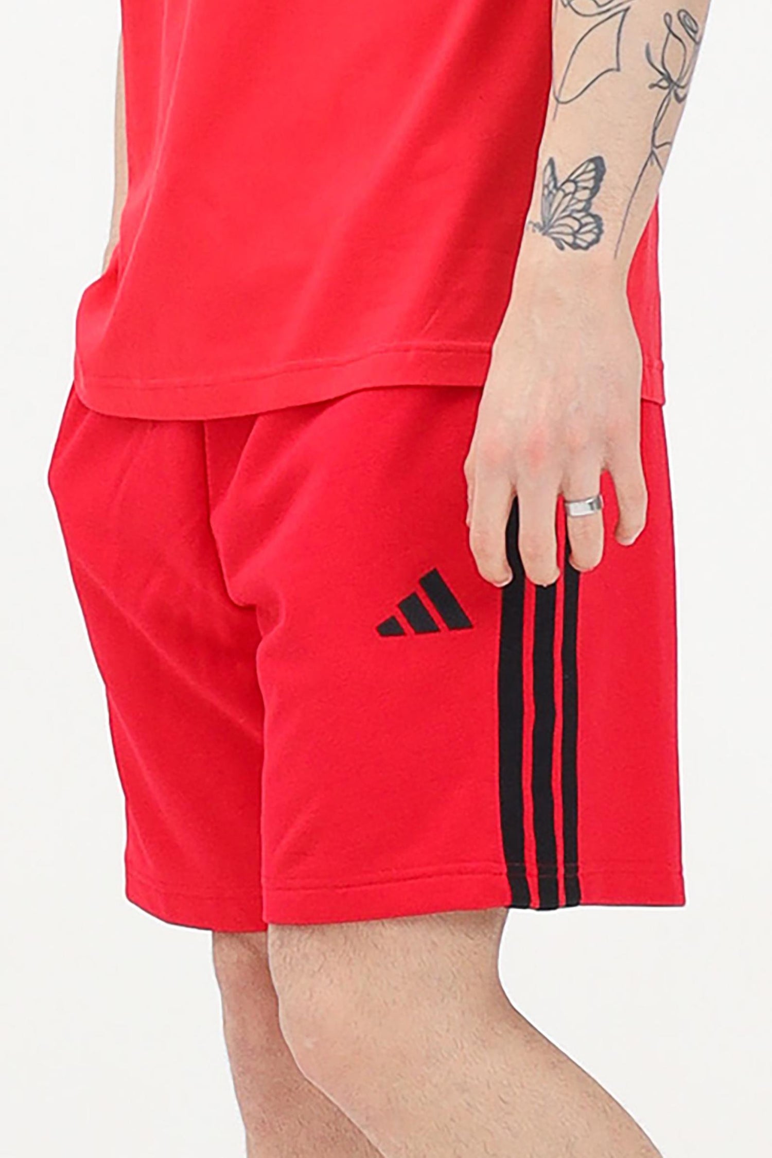 ADIDAS - SHORTS