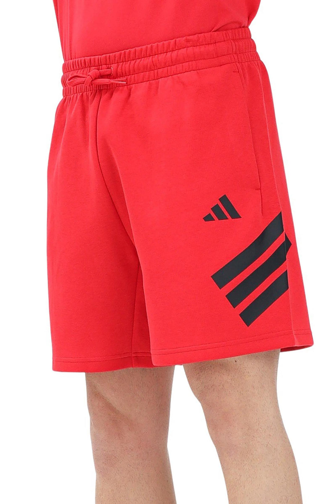 ADIDAS - SHORTS