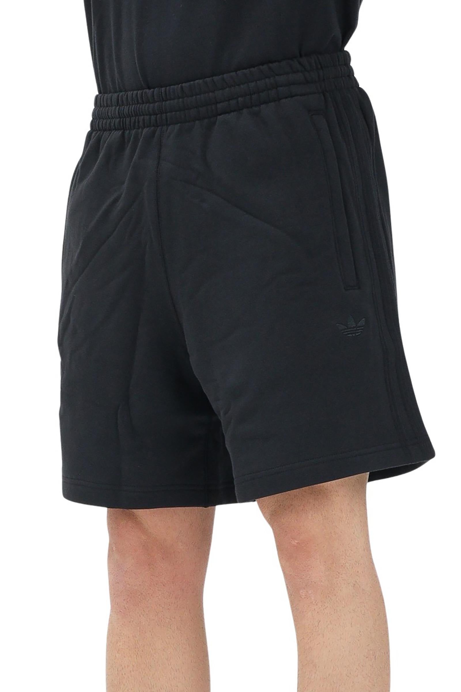 ADIDAS - SHORTS