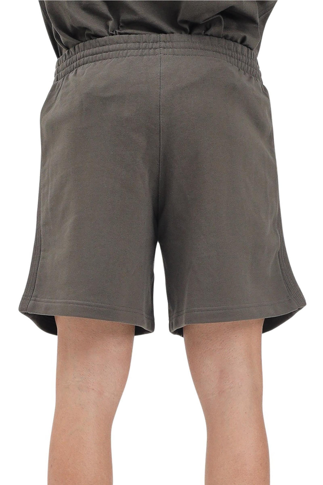 ADIDAS - SHORTS