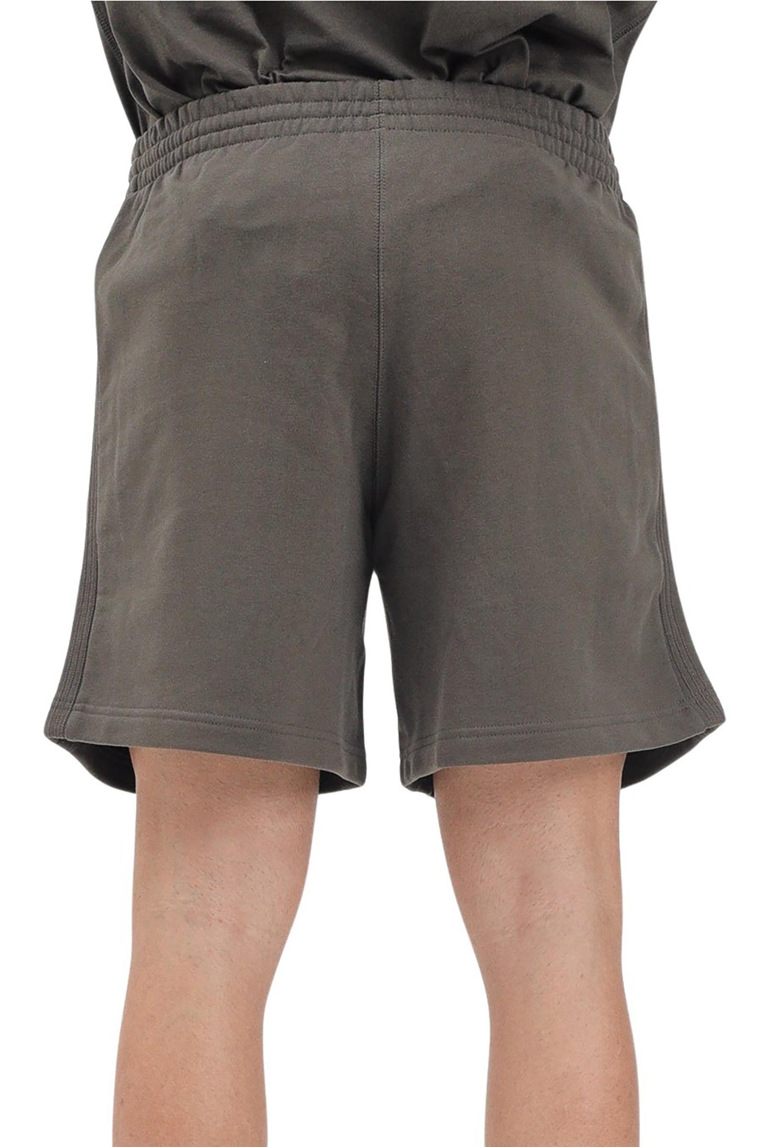 ADIDAS - SHORTS