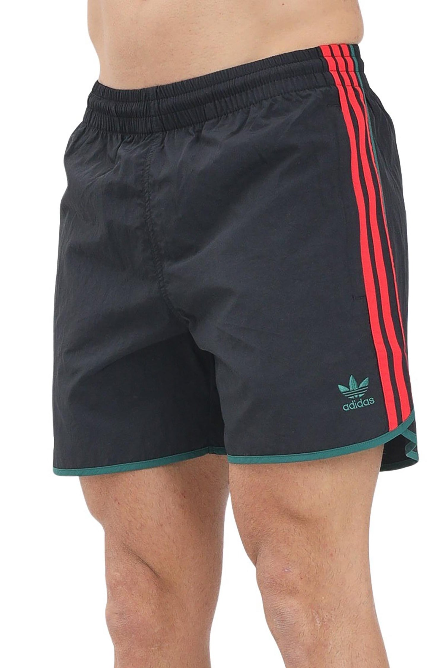 ADIDAS - SHORTS
