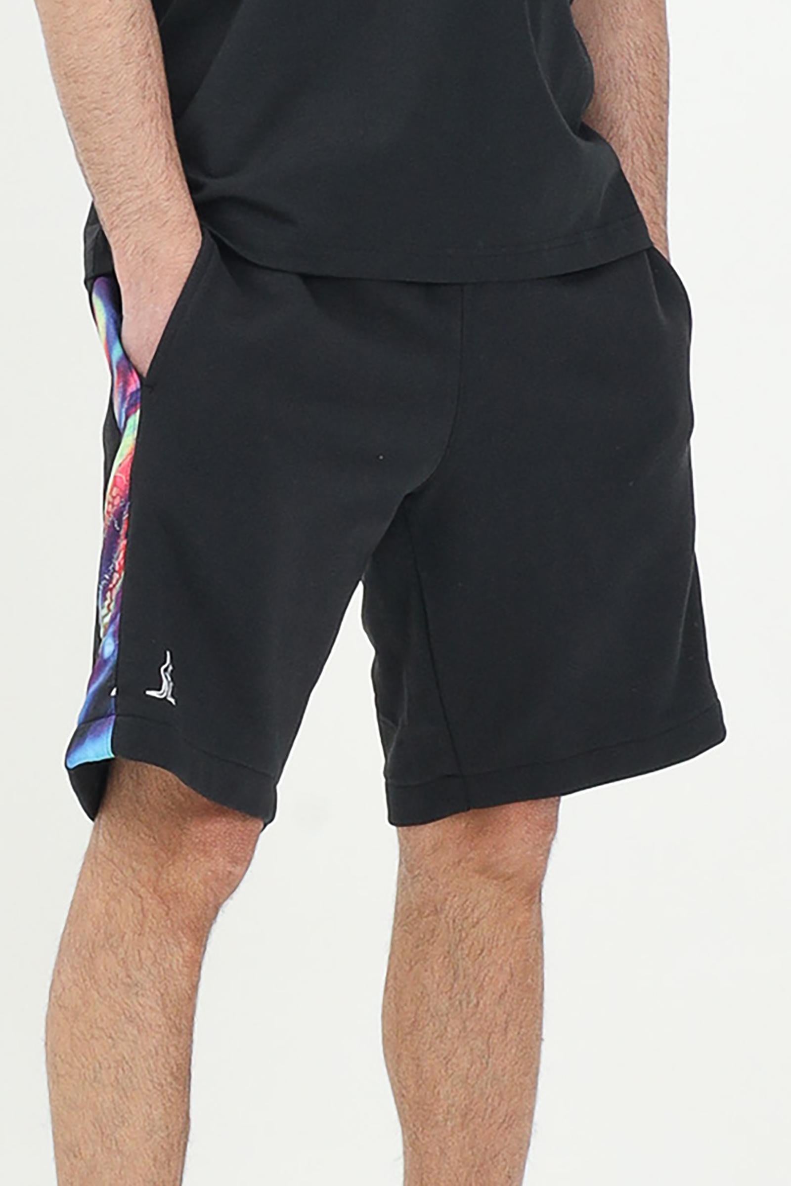 AUSTRALIAN - SHORTS