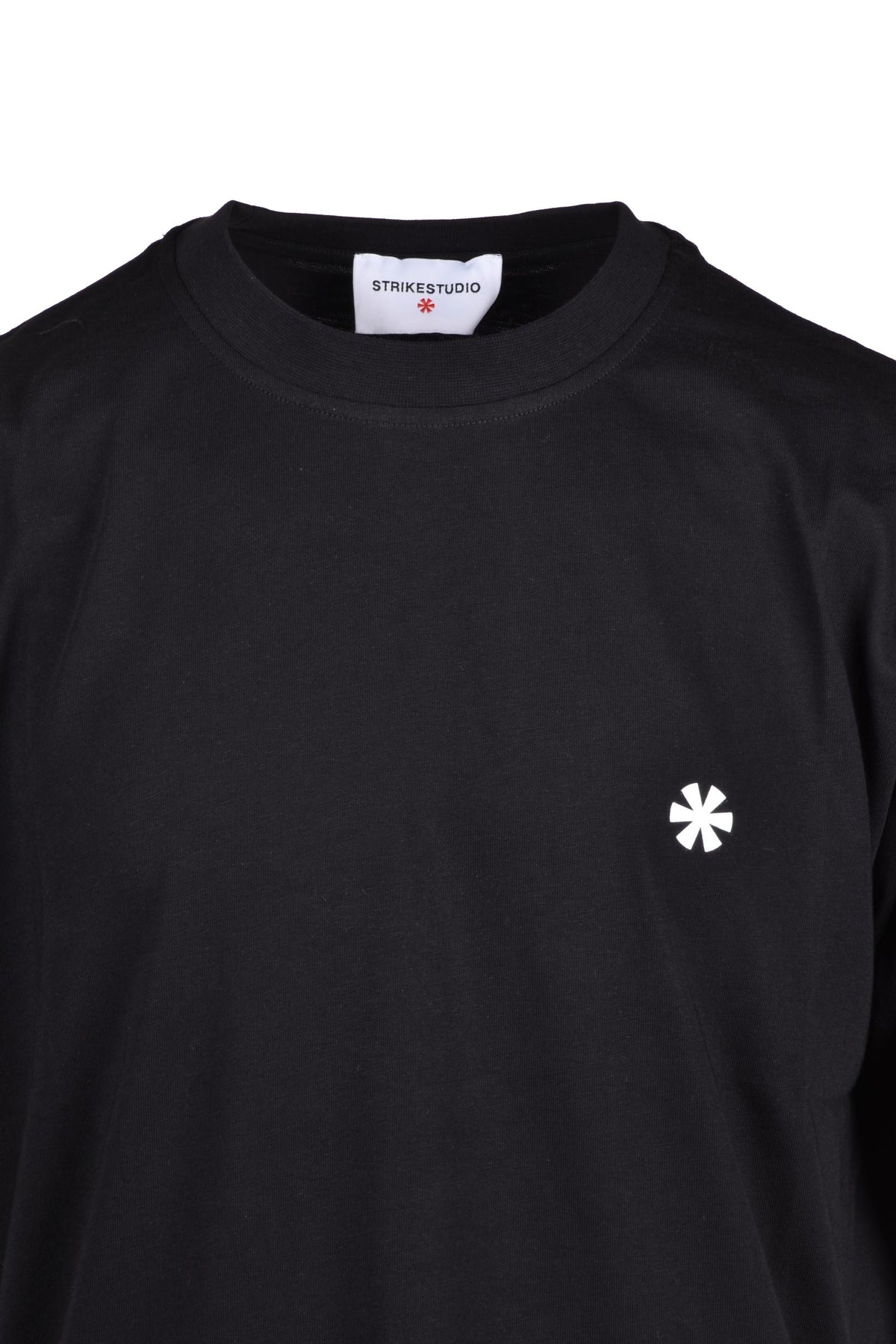 STRIKESTUDIO - T-SHIRT AND POLO