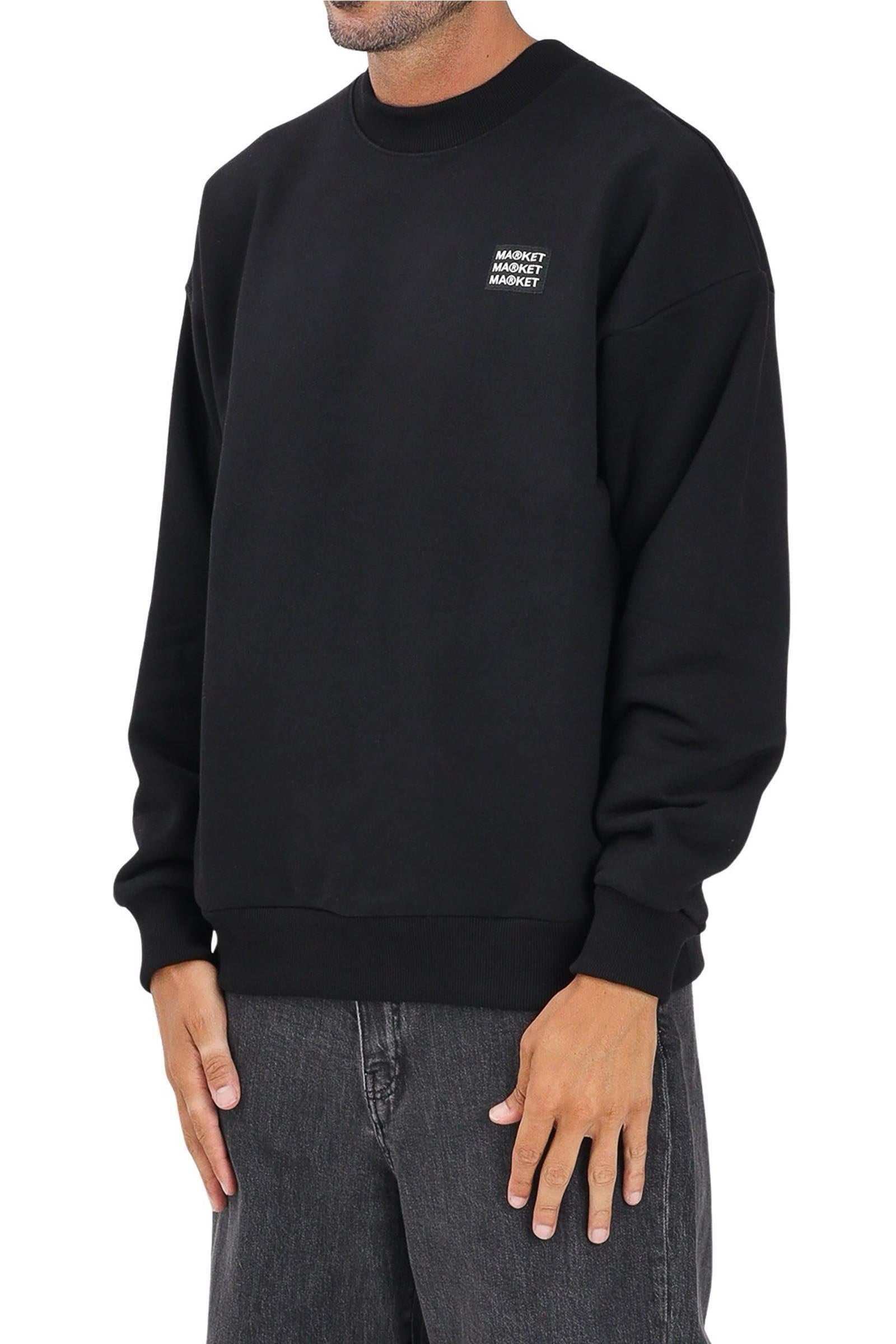 MARKET - KNITWEAR AND SWEATSHIRTS
