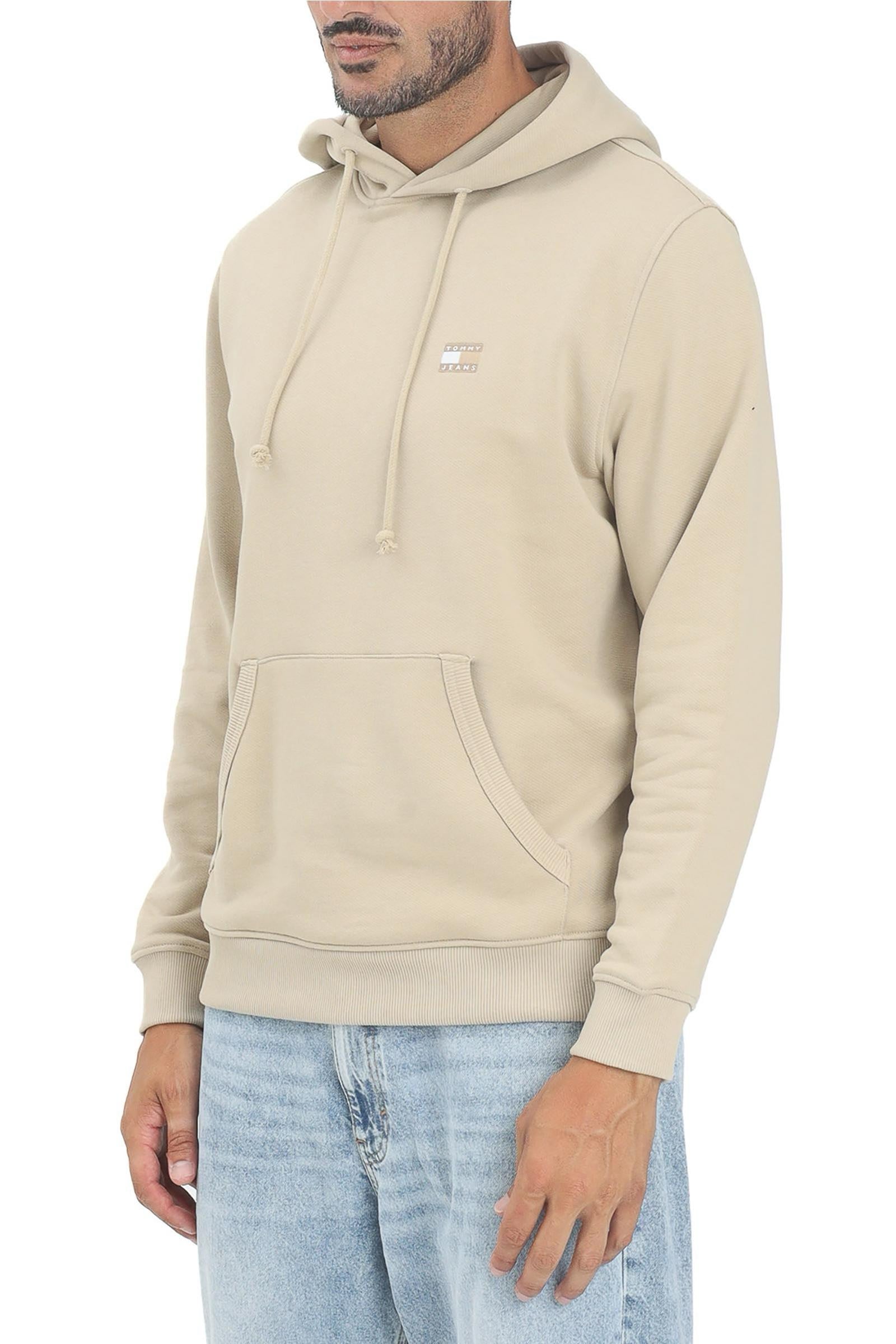 TOMMY JEANS - KNITWEAR AND SWEATSHIRTS
