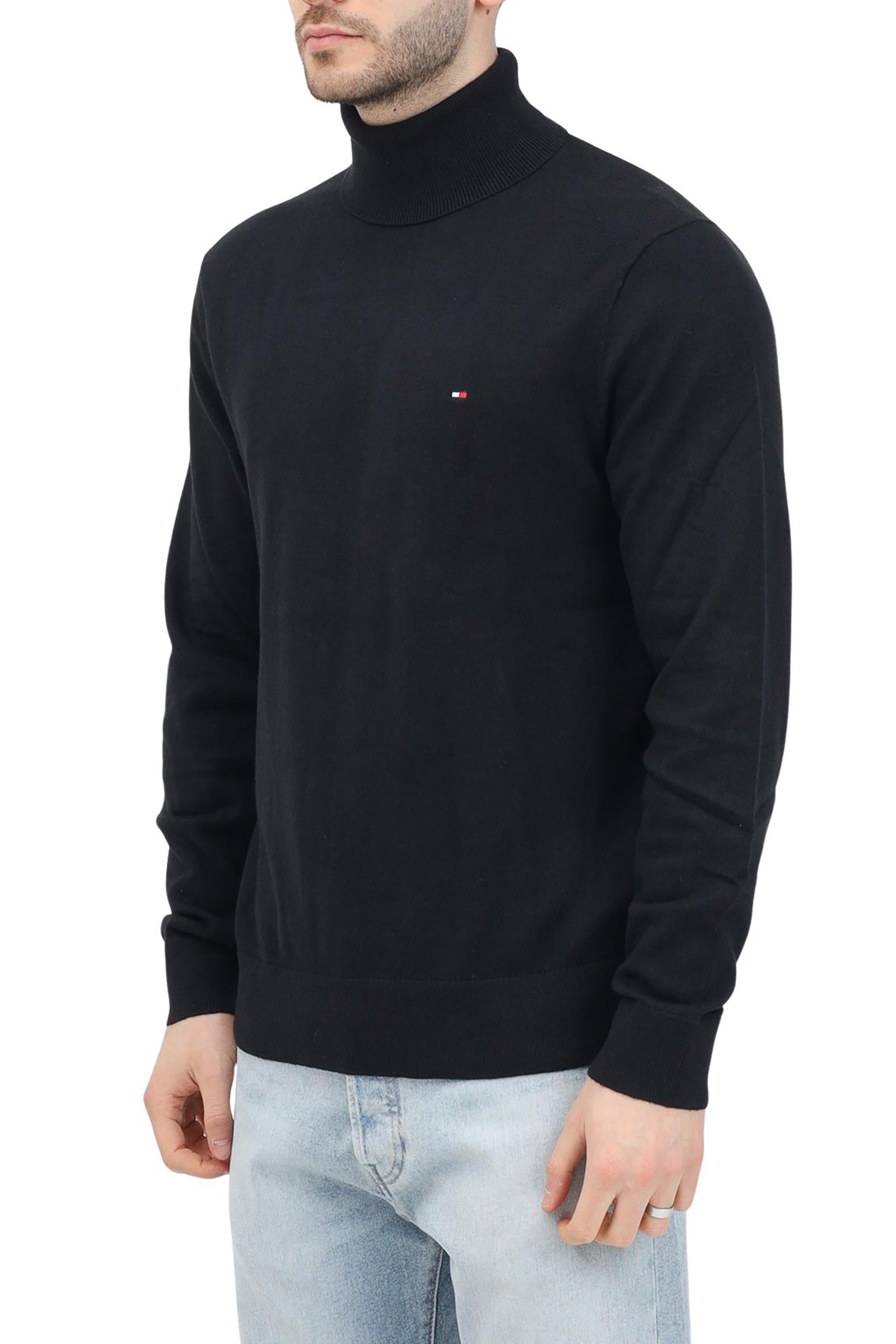 TOMMY HILFIGER - KNITWEAR AND SWEATSHIRTS