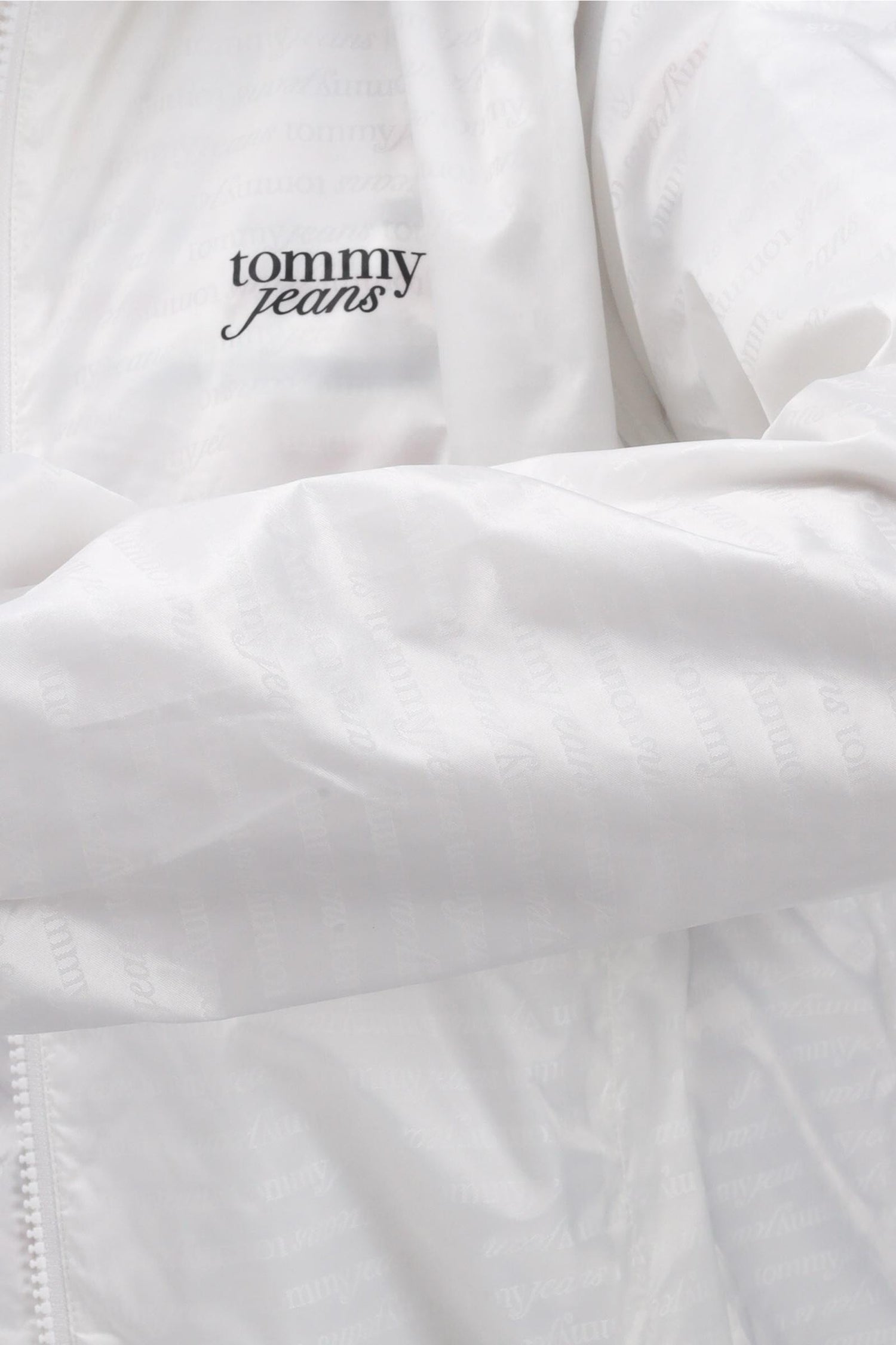 TOMMY JEANS - OUTWEAR JACKETS
