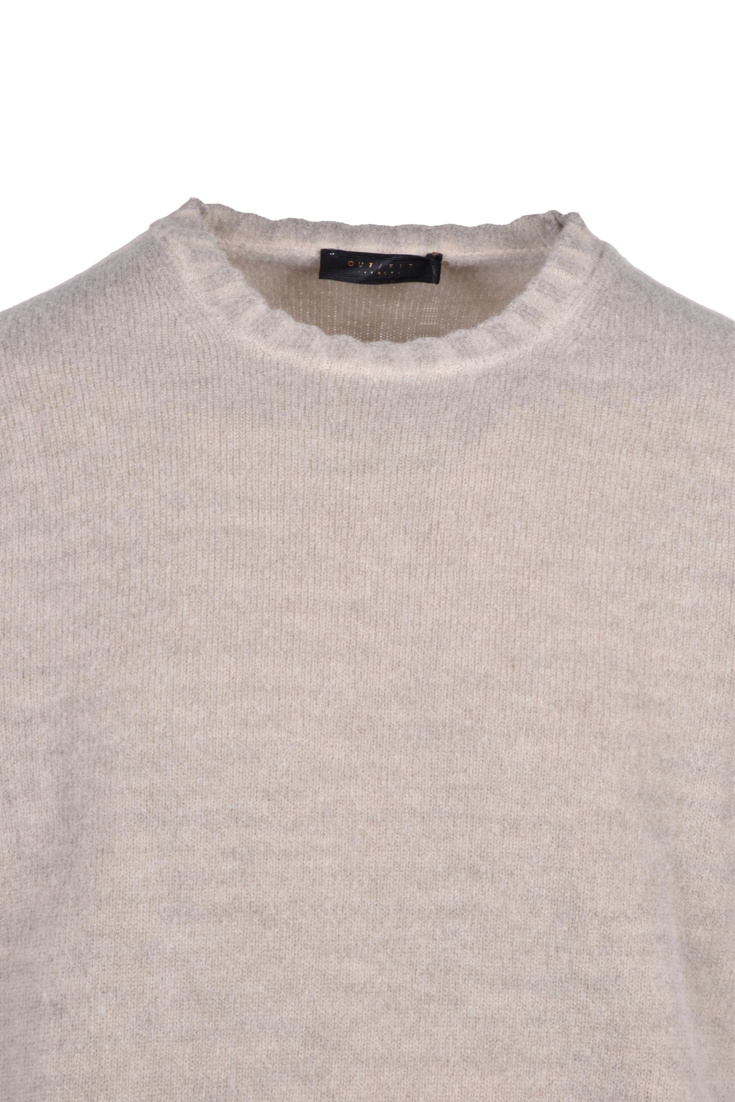 OUT/FIT - KNITWEAR AND SWEATSHIRTS