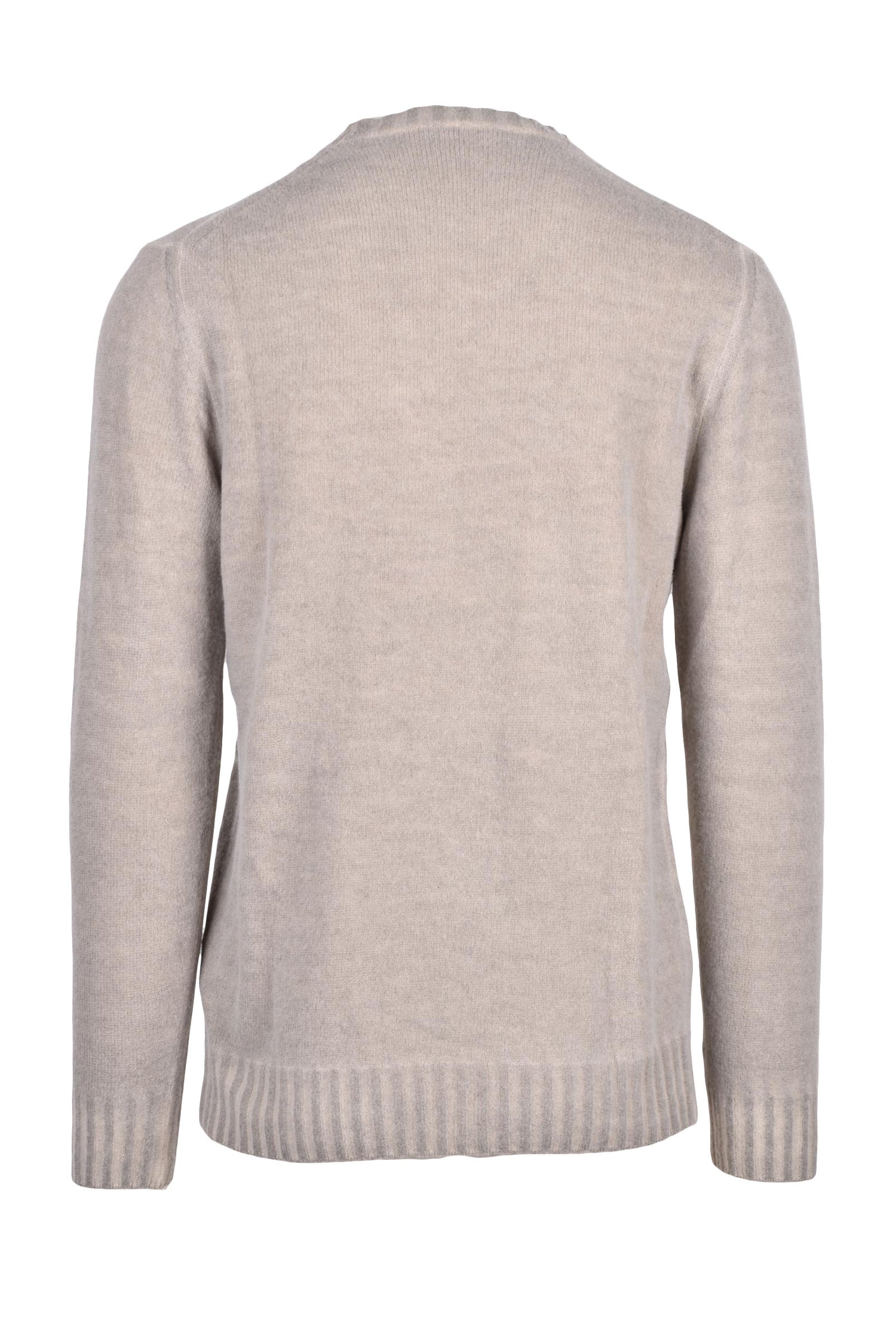 OUT/FIT - KNITWEAR AND SWEATSHIRTS