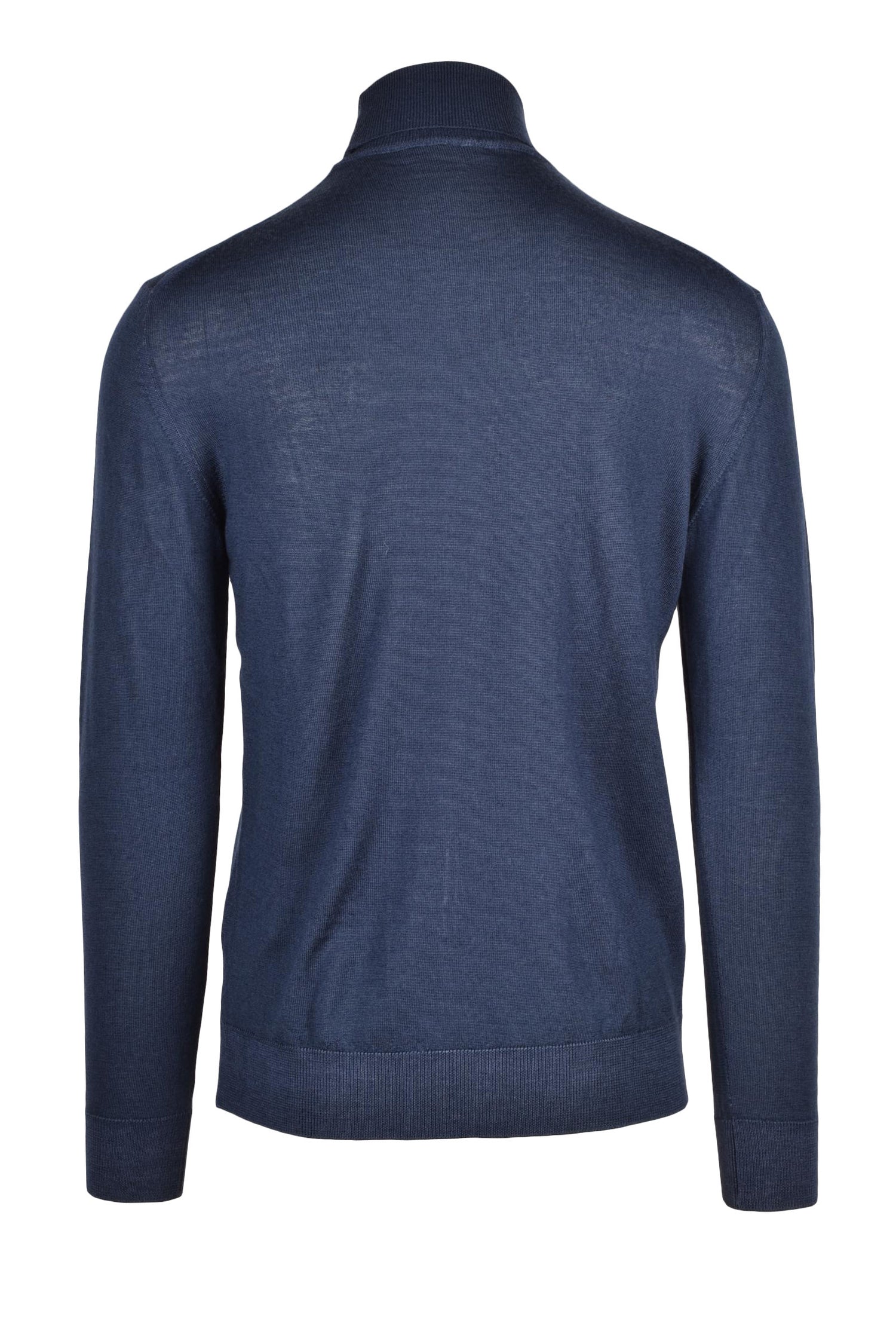OUT/FIT - KNITWEAR AND SWEATSHIRTS
