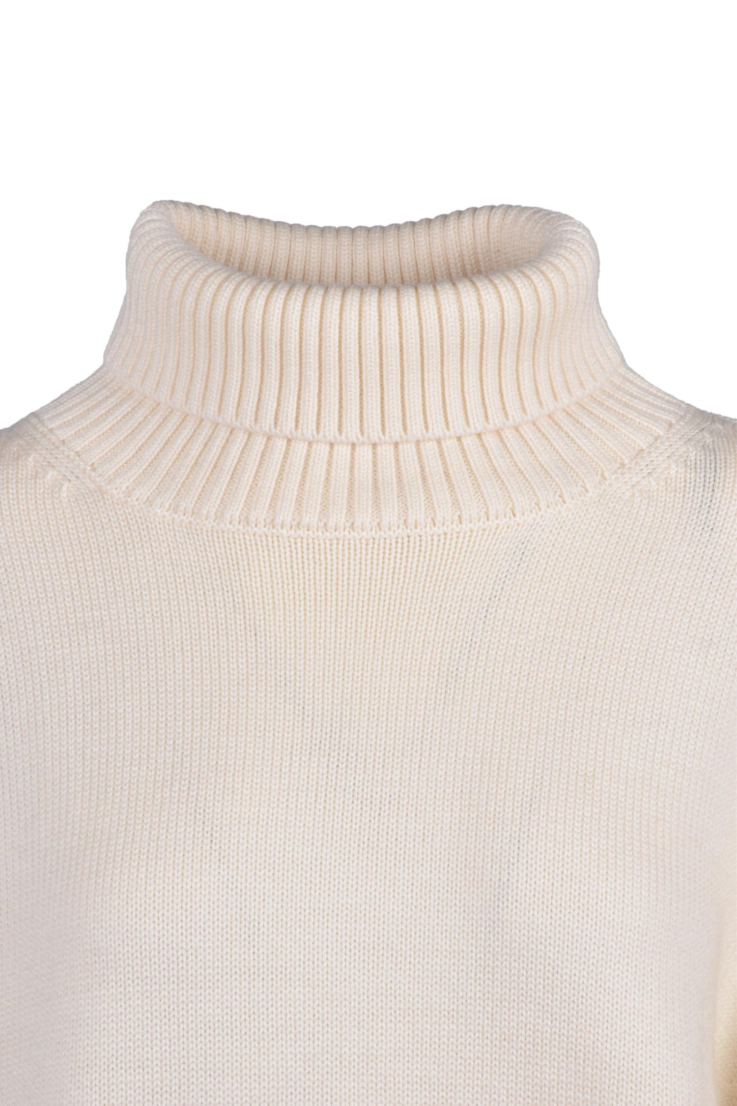 ADD - KNITWEAR AND SWEATSHIRTS