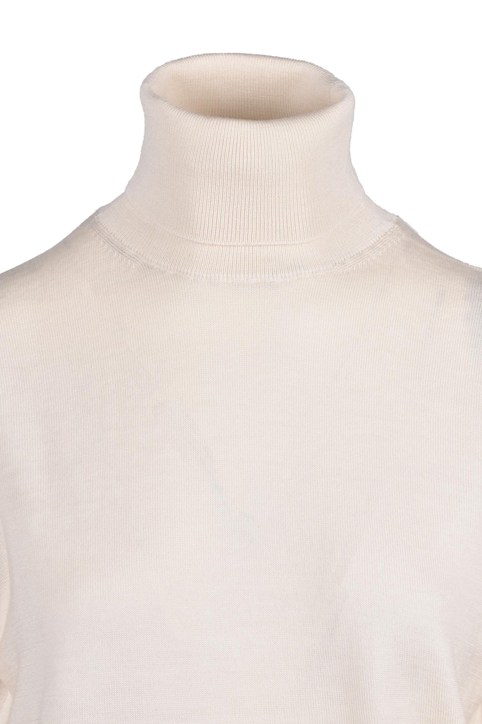 ADD - KNITWEAR AND SWEATSHIRTS